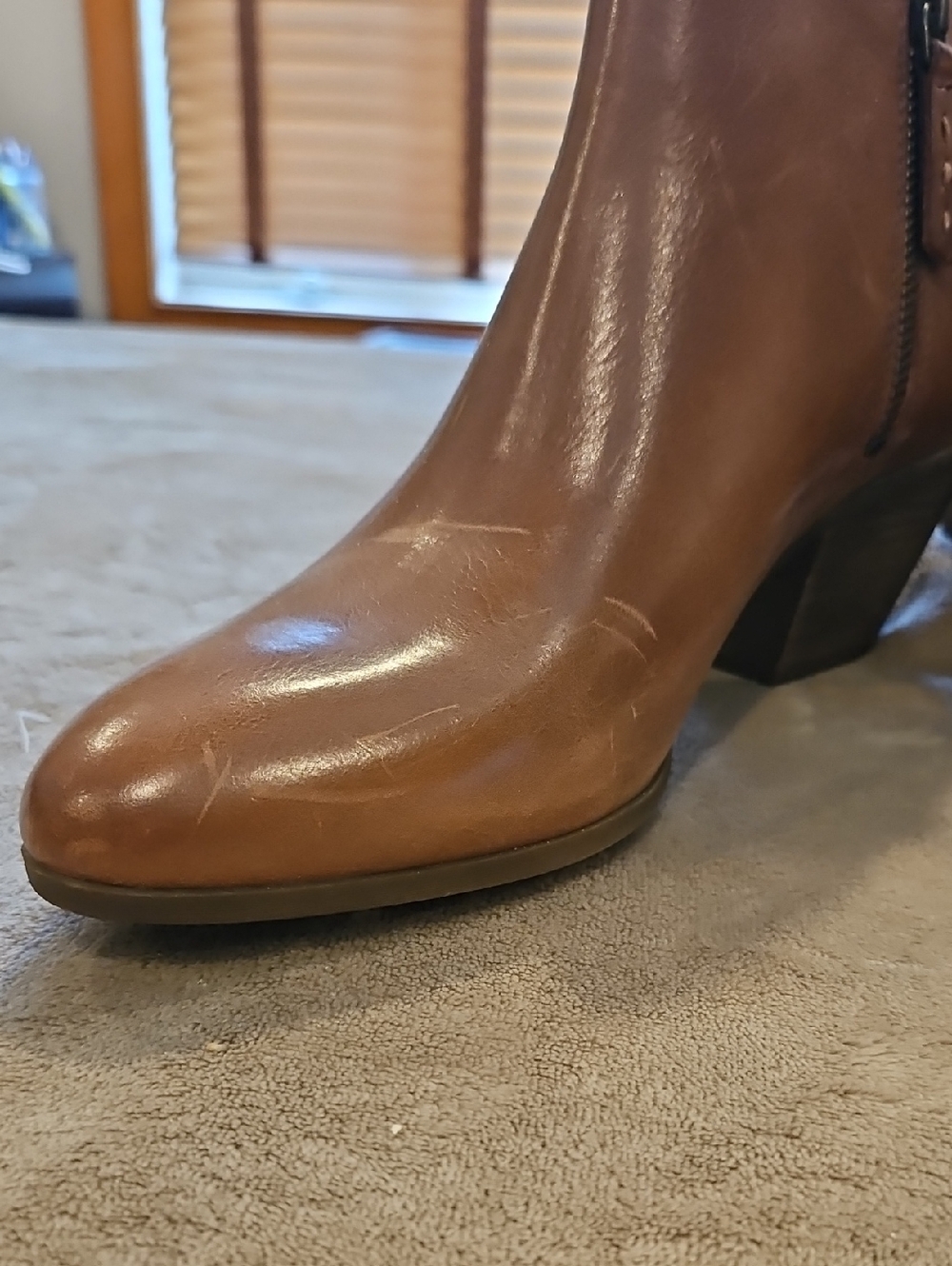Frye Women’s Brown Leather Pointed Toe Ankle Boots - Picture 3 of 10